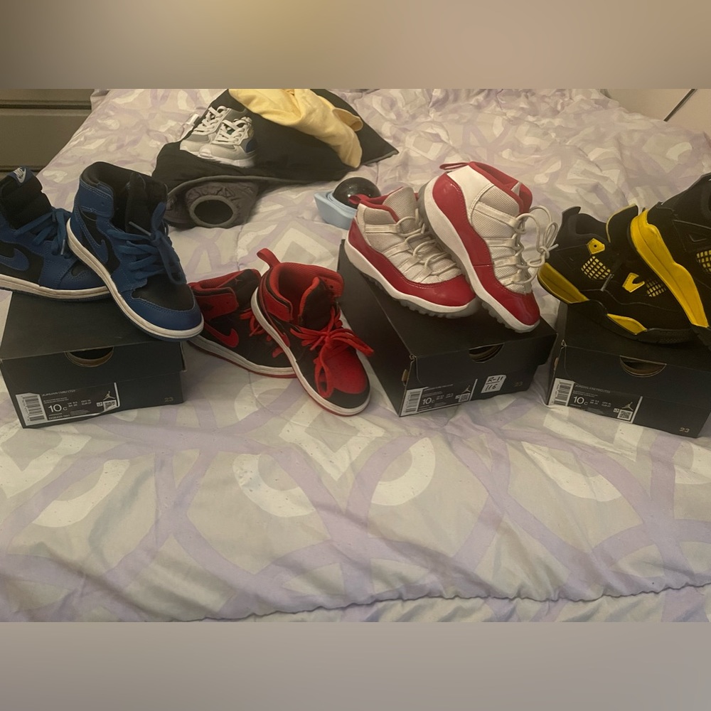 Jordan’s 1 retro and Jordan’s 4 retro for toddler size 10c